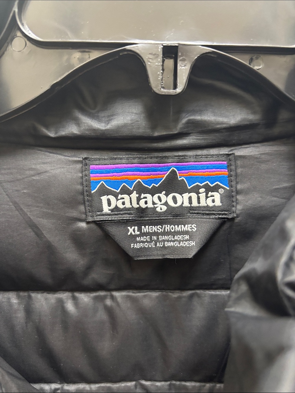 NWOT Patagonia Black Men's Down Sweater Jacket — Quilted Puffer - Picture 2 of 4